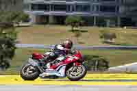 motorbikes;no-limits;peter-wileman-photography;portimao;portugal;trackday-digital-images